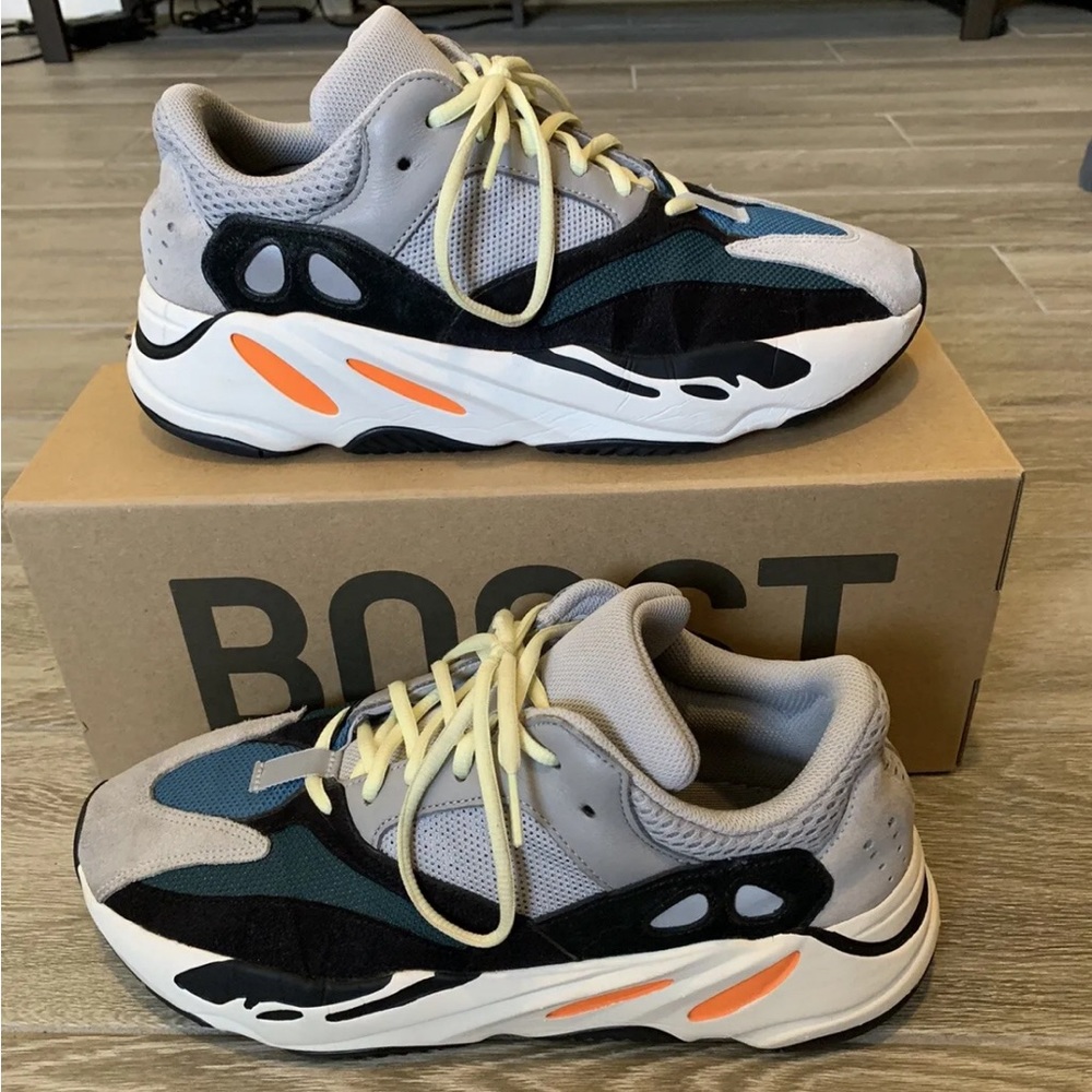 Adidas Yeezy Boost 700 Low Wave Runner - 10.5